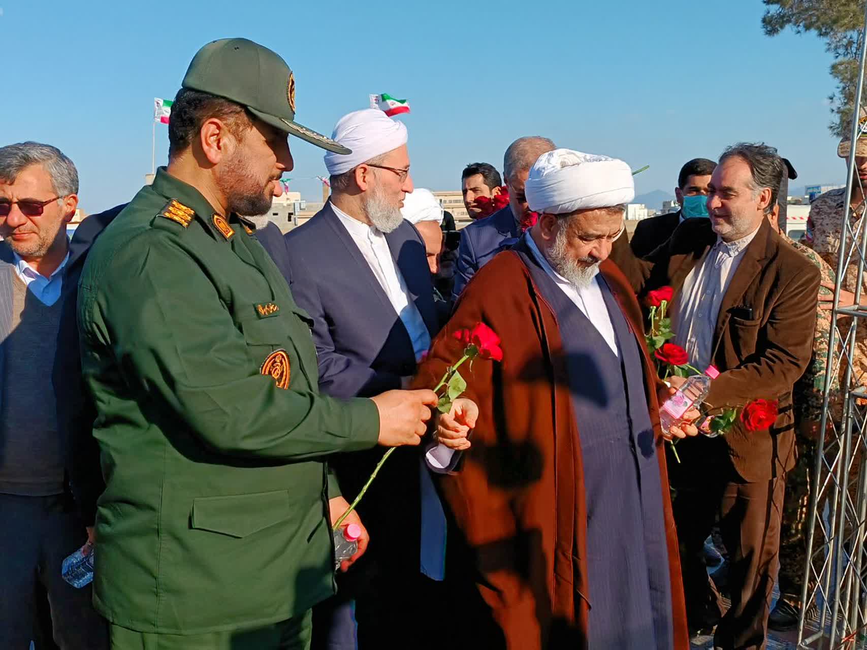 میهمانی لاله ها در آرامستان روستای آق قایه گنبدکاووس برگزار شد