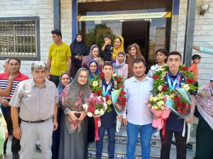 دانش آموزان افتخار