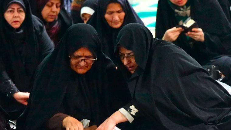 اجتماع بزرگ منتظران ظهور و حامیان قرآن کریم کتاب جاوید شهرستان گنبدکاووس+ویدیو